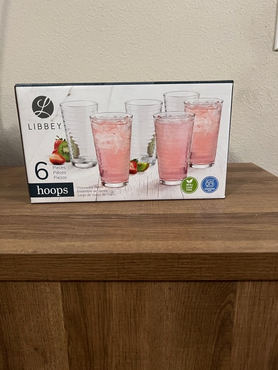 Libbey Other - Libbey Clear Hoops Glass Tumbler Set with Pink Drink Accents (6 Pack)